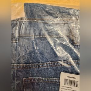 NWT mens Loose fitting denim jeans